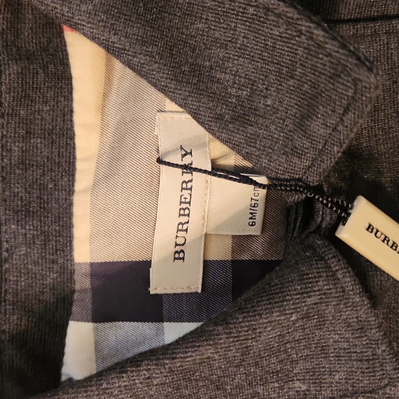 BWT GIRLS BURBERRY BLAZER - Picture 2 of 8